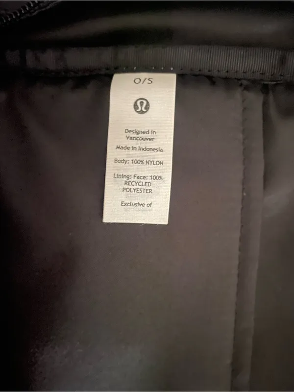 Lululemon Everywhere Backpack 22L in Black - Image 4