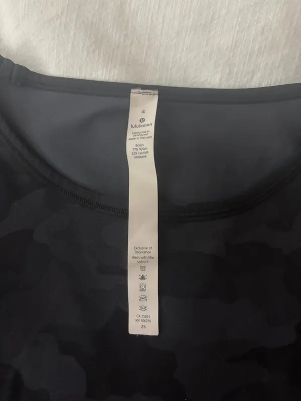 Lululemon black camo long sleeve  - Image 3