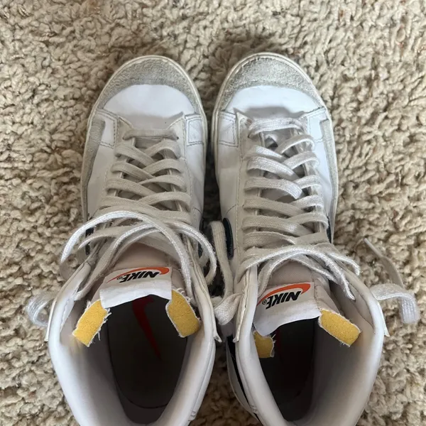 Nike White Blazers - Image 4