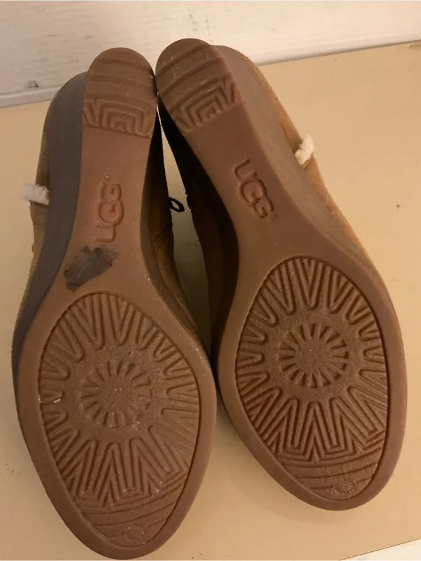 UGG Women's chestnut brown suede platform wedge wedge boots US 8.5 - Image 3