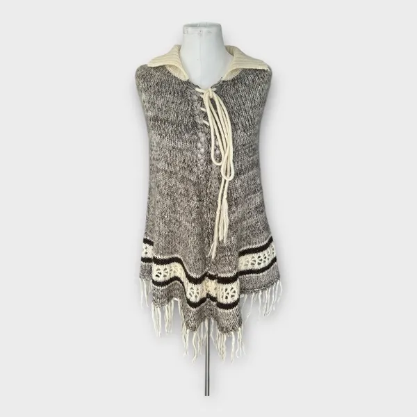 Vintage 70s Knitted Poncho MKM Designs Tie & Collar Medium Retro Boho Hippie - Image 5