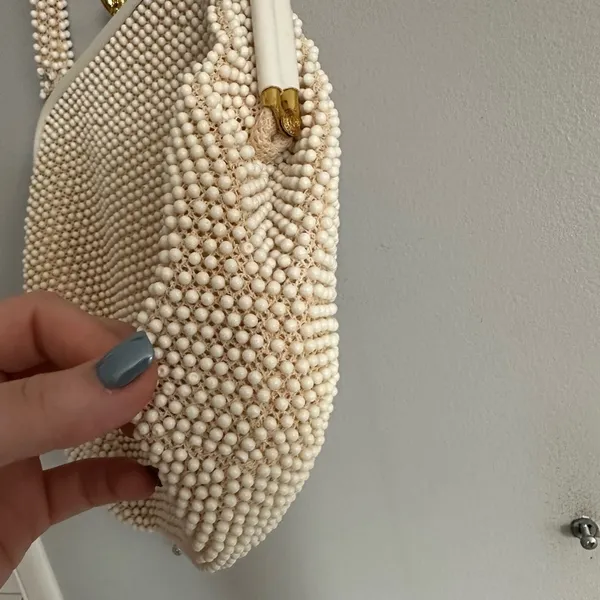Vintage Beaded Kiss Lock Handbag White - Image 3