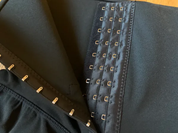 Tummy Control Waist Cincher Corset Leggings size S - Image 4