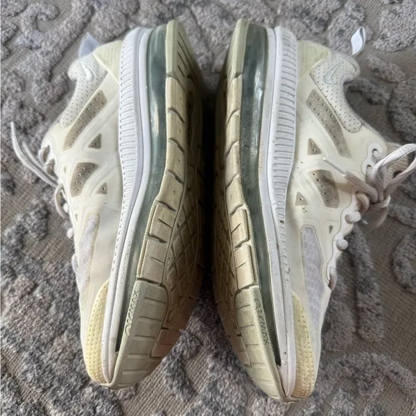 Nike Air Max| Cream and white Sneakers size 6 - Image 2