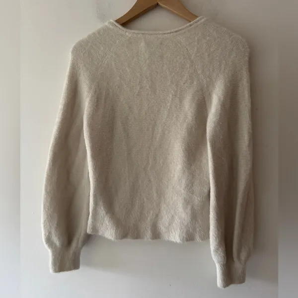 Abercrombie & Fitch Cream Soft A&F Collection Cozy Fuzzy Sweater‎ - Image 6