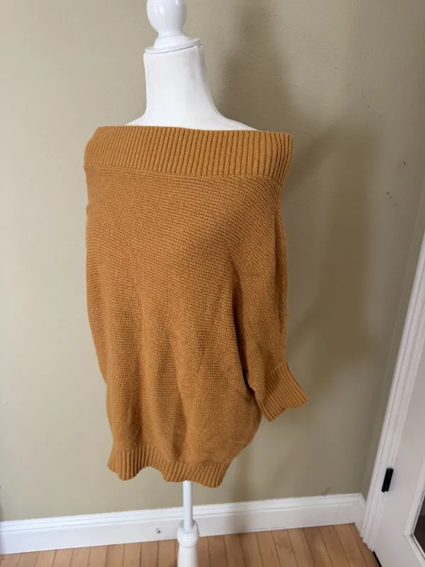 TCEC Ribbed Off Shoulder Soft Sweater 3/4 Length Sleeve Gold Size Medium - Image 4