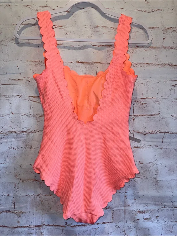 Aerie Women’s Scallop-Trim One-Piece Swimsuit Coral scoop back Med full coverage - Image 4
