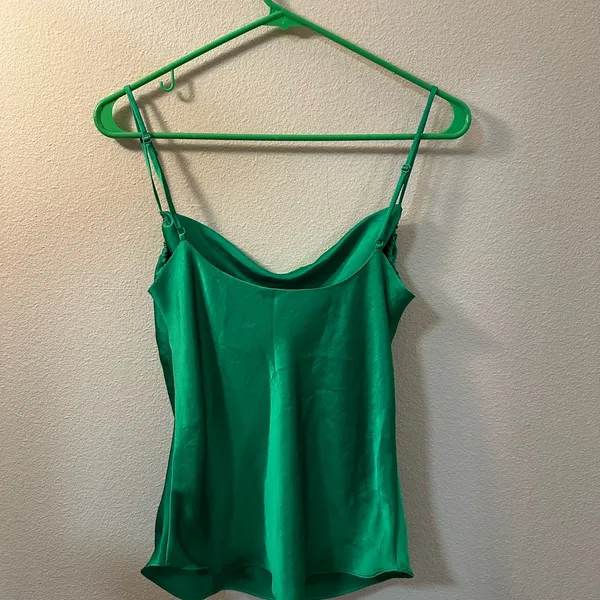 ARITZIA Wilfred Green Fitted Camisole Sleeveless Style Tops - Image 5