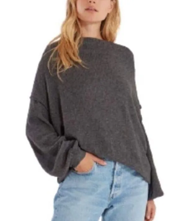 Free People NWT ‘Main Squeeze’ gray oversized cozy slouch top, size medium - Image 2