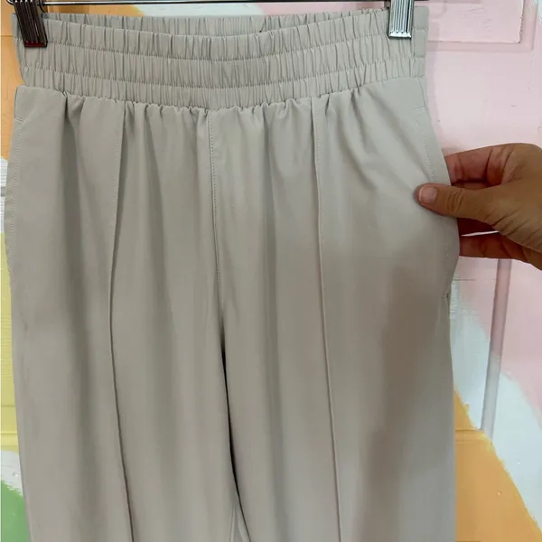 Abercrombie & Fitch Wide Leg Elastic Waist Pants in Light Taupe Sz XS 💚🍄 - Image 3