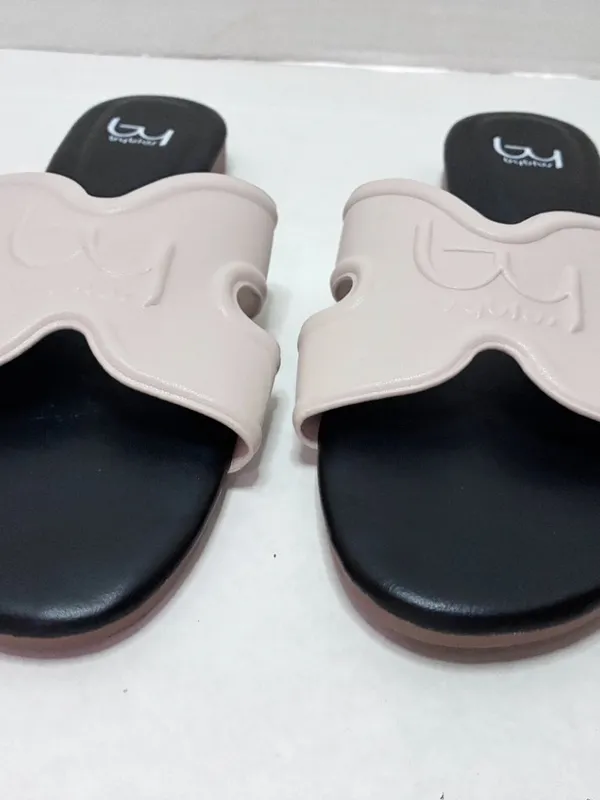 By Byblos Logo Cutout Slide Sandals - EU 39 - Cream - Image 3