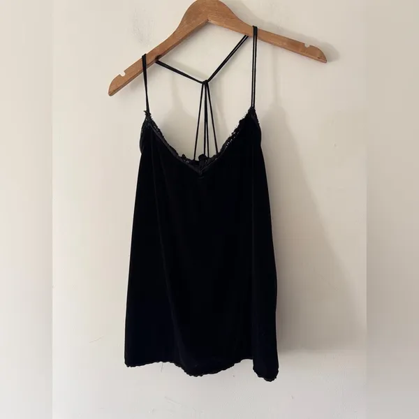 Abercrombie & Fitch‎ Black Velvet Lace Trim Cami - Image 3