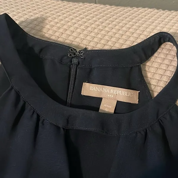 Banana‎ Republic Blue Halter Tank Top - Image 2