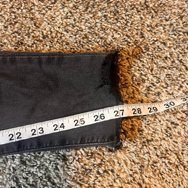 Madewell 9 Inch Mid Rise‎ Skinny Jeans Women's Size 28 Black Frayed Hem - Image 6
