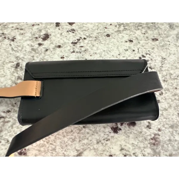 Kate Spade New York Smooth Leather Belt Bag S/M - Image 2