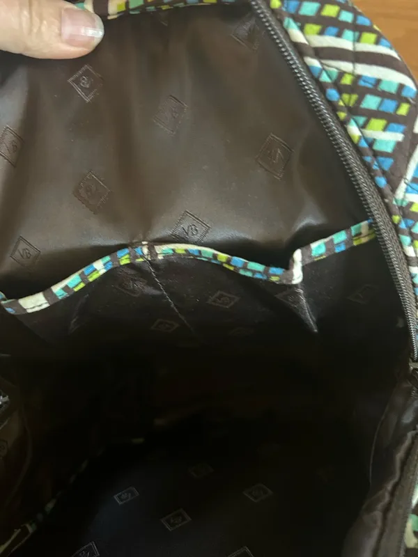 Like new Vera Bradley Geometric Pattern Quilted Backpack size 9x5x12” - Image 7