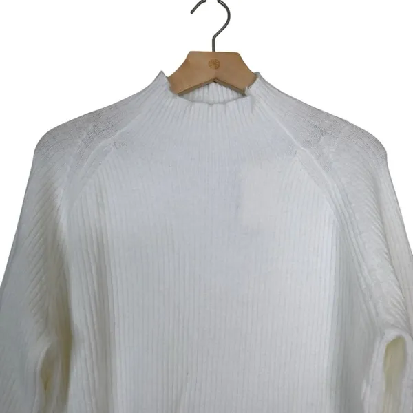 Amazon Womens L Winter White Mock Neck Sweater NEW - Image 3