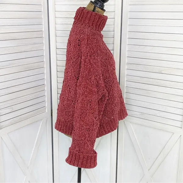 POL Chenille‎ Chunky Knit Turtleneck Crop Pullover Maroon Red Medium - Image 4