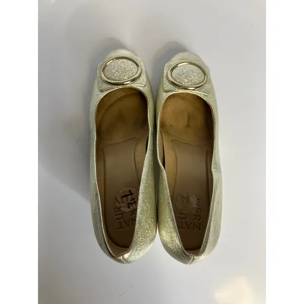 Naturalizer Wright Pumps Women 7.5M Gold Good Metallic Block Heel Buckle Leather - Image 6