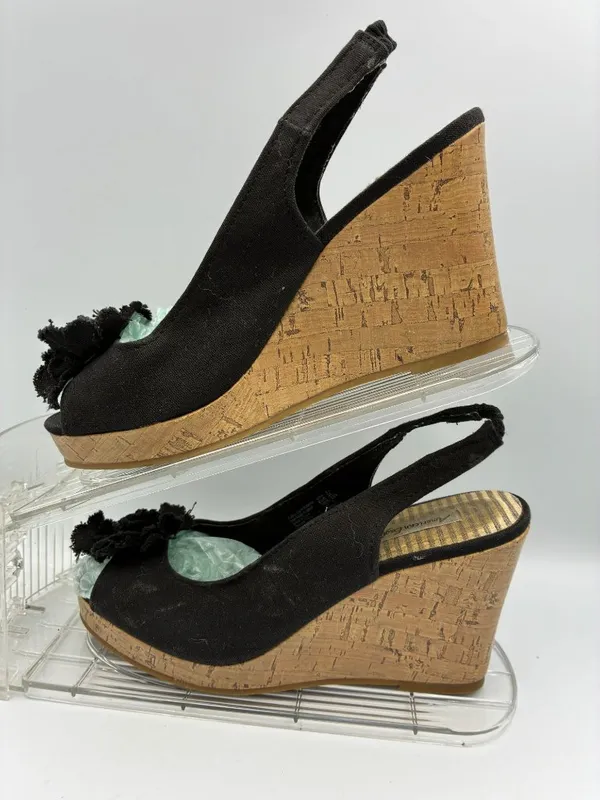 American Eagle Womens 6.5 Black Wedge Sandals Cork Heel Floral Toe Casual - Image 2