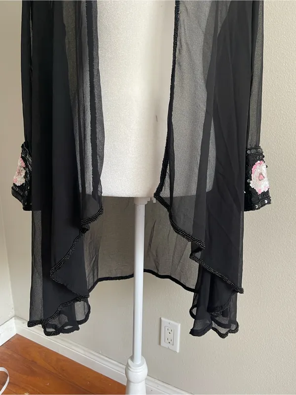 Sheer Black Floral Sleeve Kimono - Image 3