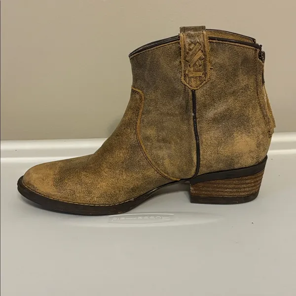 Very Volatile‎ Lookout Fringe Leather Ankle Boots Size 7.5 - Image 5
