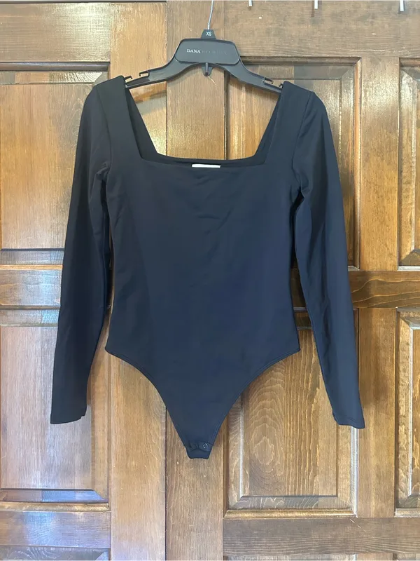 Aritzia Babaton Contour‎ Squareneck Long Sleeve Thong Bodysuit Black Size M - Image 3