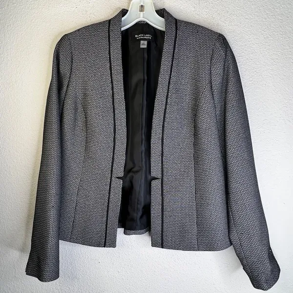 Black Label by Evan‎ Picone Suit Jacket - Image 3