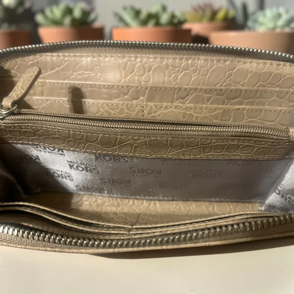 Michael Kors Wallet Womens OS Tan Croc Embossed Leather Zip Around Jet‎ Set - Image 6