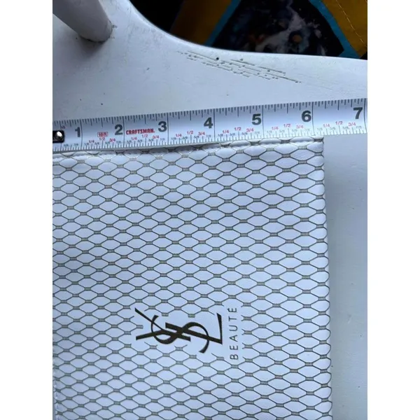Yves Saint Laurent Beaute White Clutch Bag with Gold Mesh Pattern - Image 4