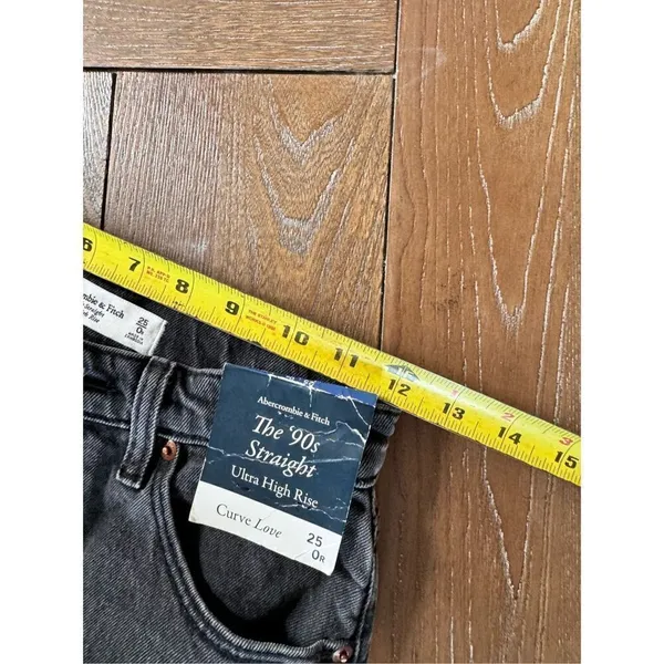 Abercrombie & Fitch NWT Grey The‎ 90s Straight Ultra High Rise Size 25 - Image 5