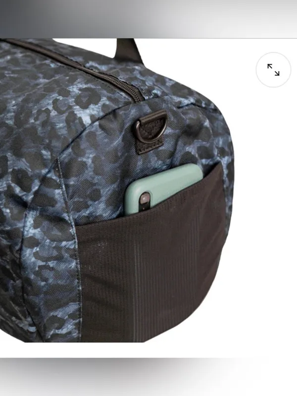 NWT Barbella Barrel Duffle Bag Blue - Image 6