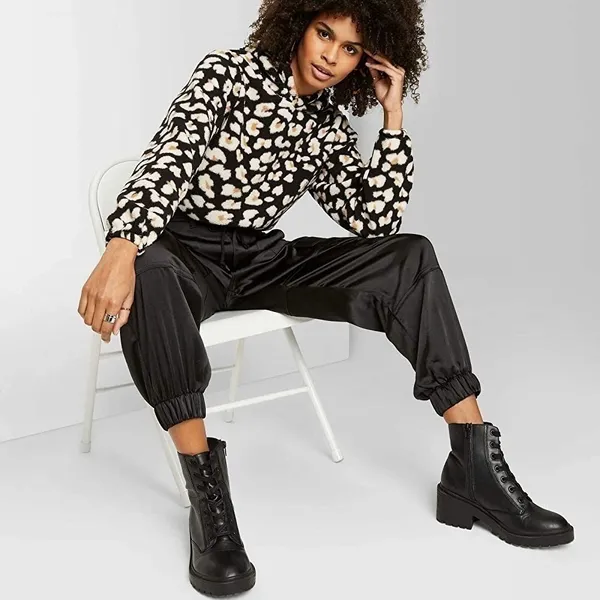 Wild Fable Cropped Hoodie Size M - Image 2