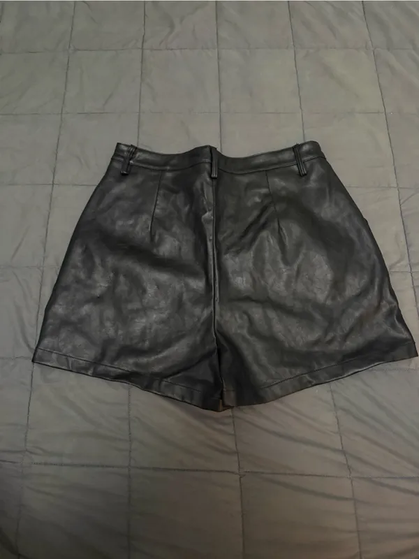 Nasty Gal black leather shorts Size 8 #leather #biker zipper is detached - Image 2