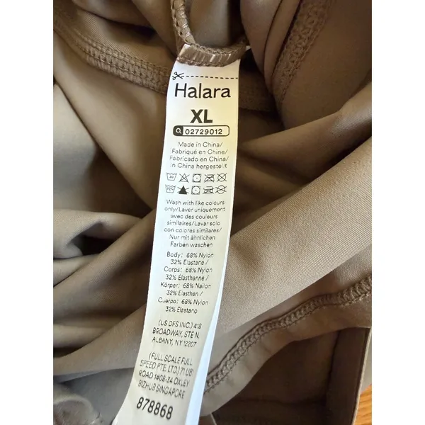 Halara Ruched Push-Up Long Sleeve Yoga Jacket - Image 8