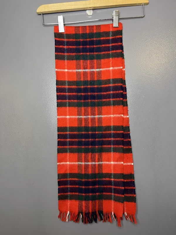 Glen Lossie Scarf Womens One Size Red Fraser Plaid Cashmere Wool Fringe Scotland - Image 3
