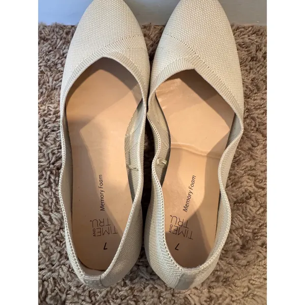 Time and Tru Women's Size 7 Ivory Knit Memory Foam Ballet Flats - Image 4