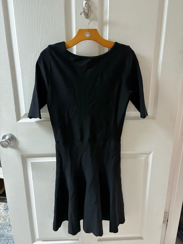 BCBGMAXAZRIA black dress - Image 4