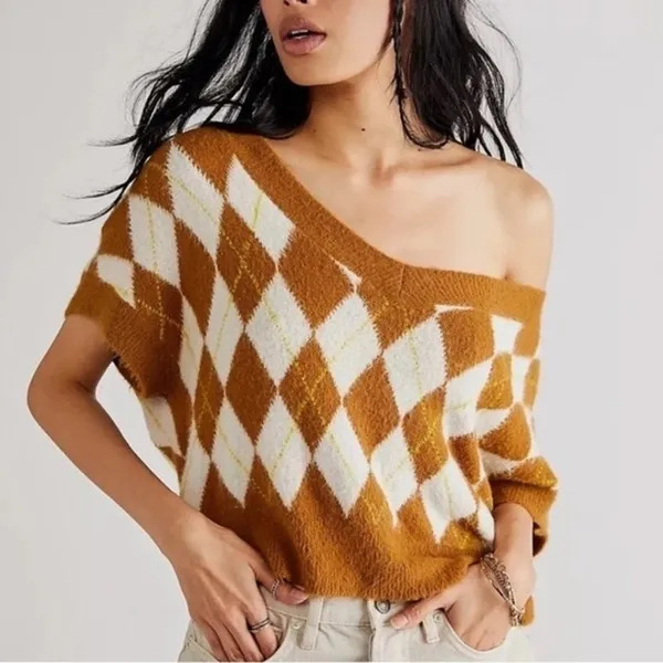 Free People Sweater Vest Women's Through the Motion Argyle Boxy Tan Cream Medium - Image 11