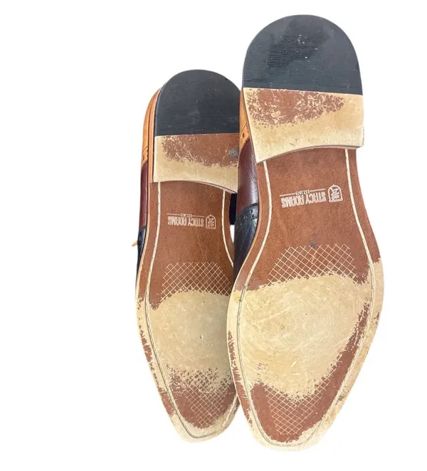 Stacy Adams Wingtip Oxford 9M TriColor Tinsley - Image 8