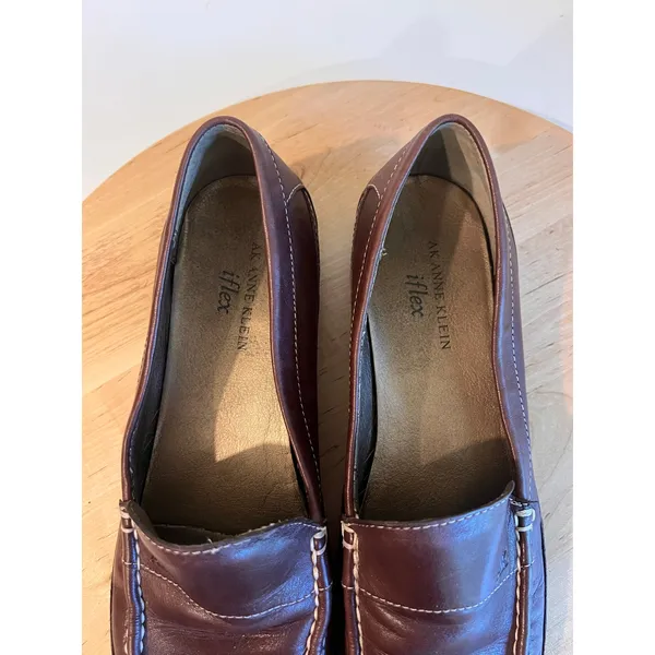 Anne Klein Brown Genuine Leather Classic Slip on Loafer Shoe Size 8.5 - Image 9