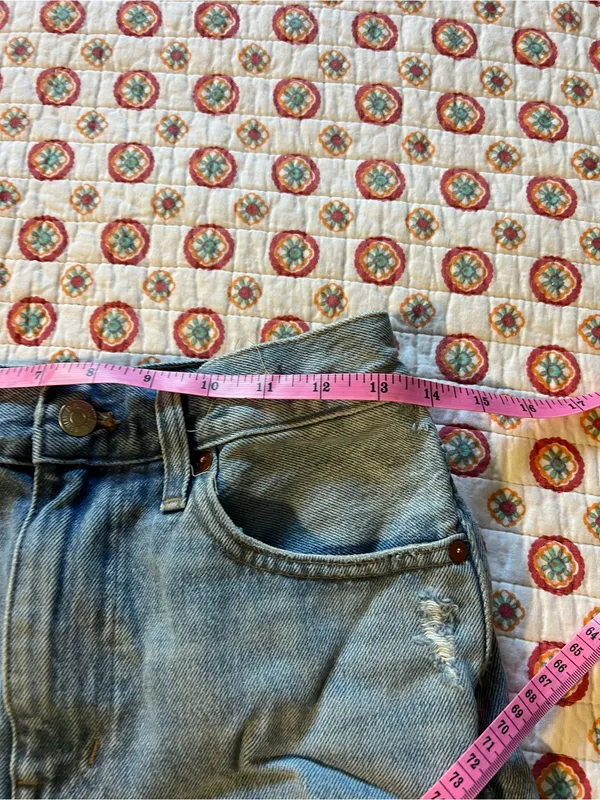 EUC Madewell Relaxed Mid-Length Denim Shorts size 25 - Image 5