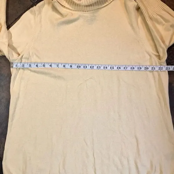Avenue 22/24 Women’s Yellow Turtleneck Sweater - Image 6