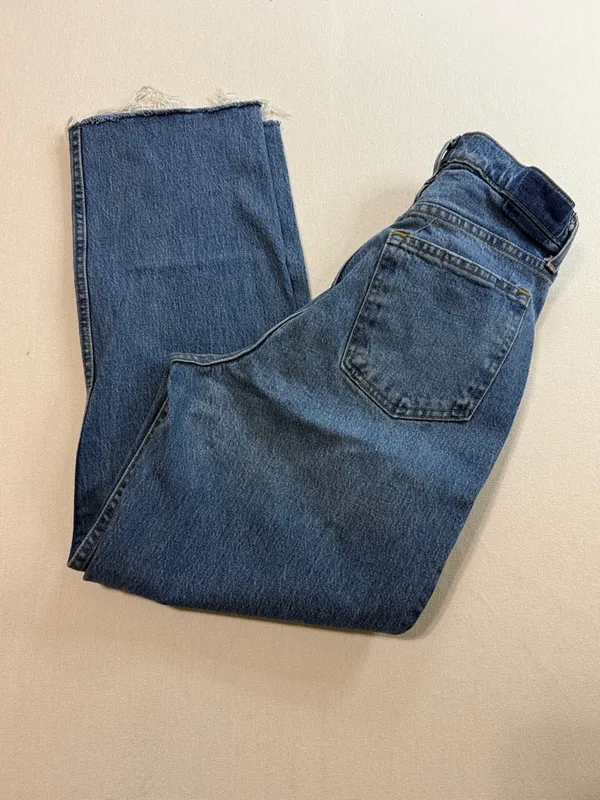 Abercrombie & Fitch Women's Straight-Leg Jeans in Classic Blue Denim - Image 8