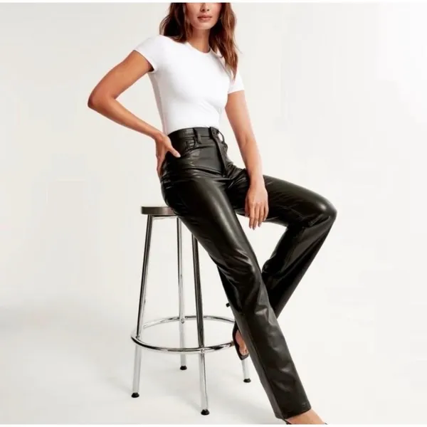 Abercrombie & Fitch 90s Relaxed Vegan Leather Ultra High Rise Pants Black 25 0S - Image 5