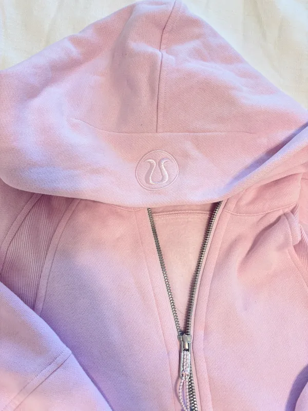 Lululemon Scuba Hoodie - Image 4