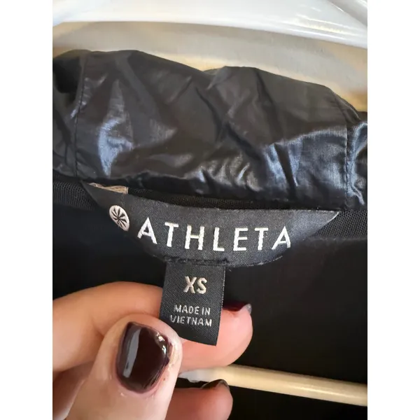 Athleta Black Quilted Puffer Mix Hoodie Jacket XS Full‎ Zip Athleisure - Image 2