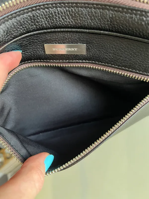 Burberry 2 Way Bag - Image 11
