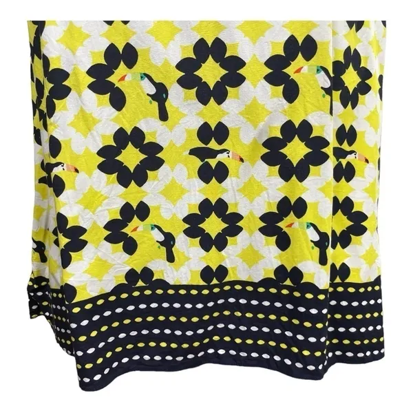 Crown & Ivy Yellow and Black Top with Tropical Tucan Bird Size L - Image 7