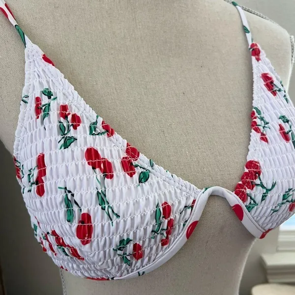 NWOT Cherry bikini White Size L - Image 2